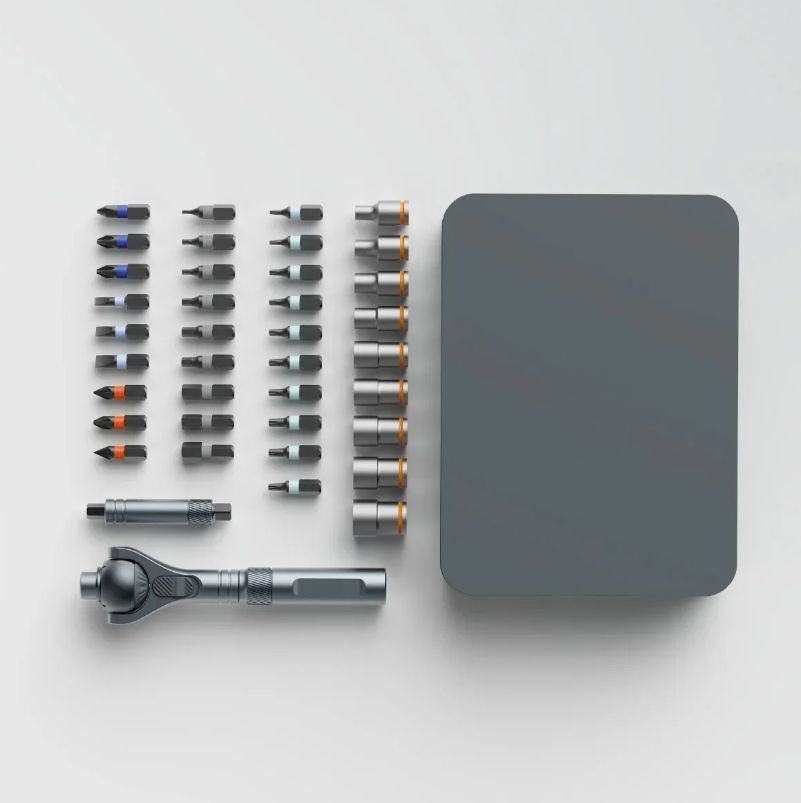 CoolisTool™-The Screwdriver Set That Reaches Every Screw